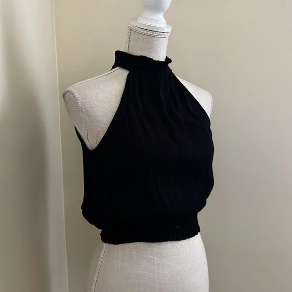 🆕 Angie Black Halter Top - Picture 3 of 10
